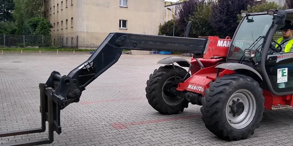 Efekt - Kursy na wózki widłowe, żurawie wieżowe 3