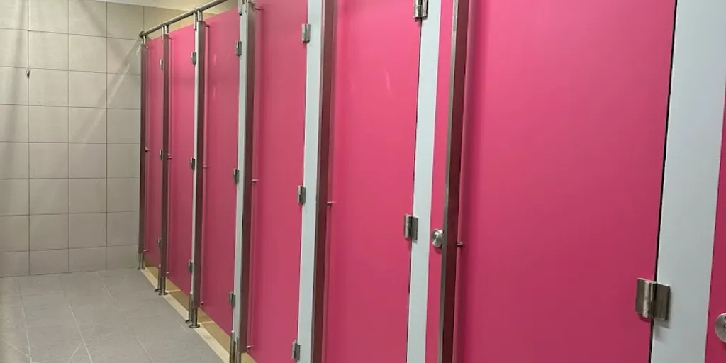 Well Fitness - Poznań, Półwiejska 8