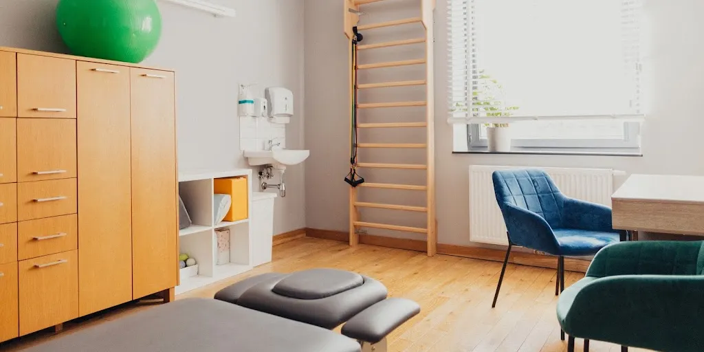 Yoga i Pilates Szkoła Zofii Netter 4