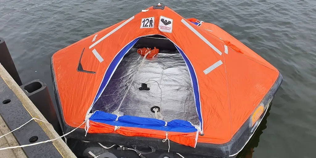 Centrum Edukacyjne CERSAR - kursy i szkolenia STCW / IMO dla marynarzy 4