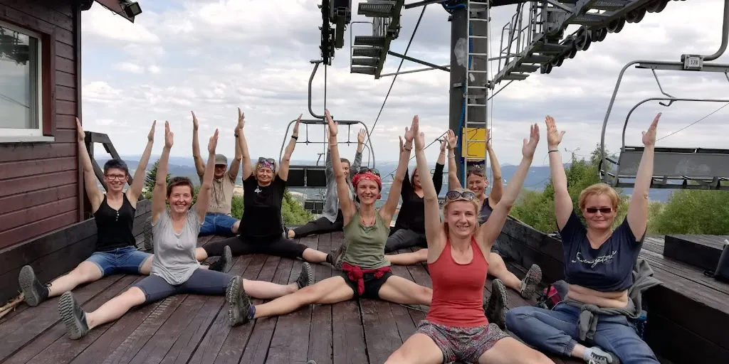 Szkoła Jogi Ałły Raginis 6