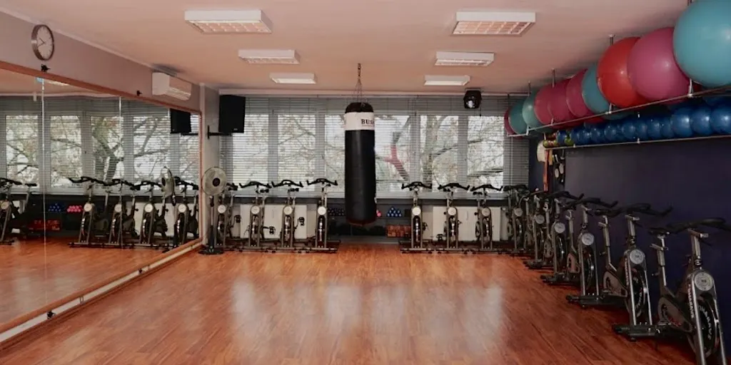 Siłownia i fitness klub - ATLETA Białystok 3