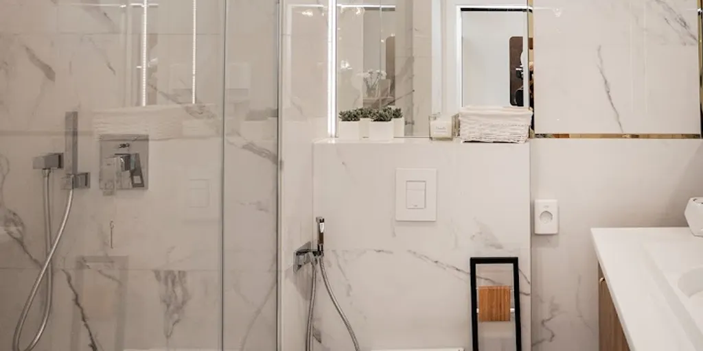 Centrum modelowania twarzy i ciała URODA - depilacja laserowa Białystok - kriolipoliza - hifu ginekologiczne Białystok 7