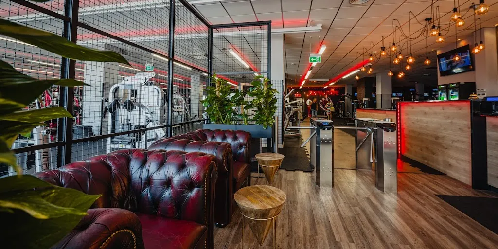 STARS Gym & Fitness 10