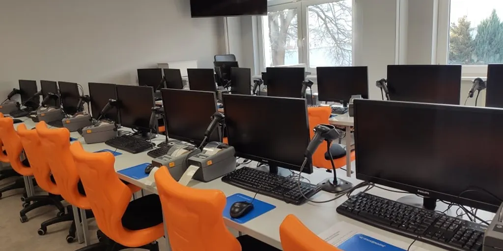 Bydgoski Zakład Doskonalenia Zawodowego 4