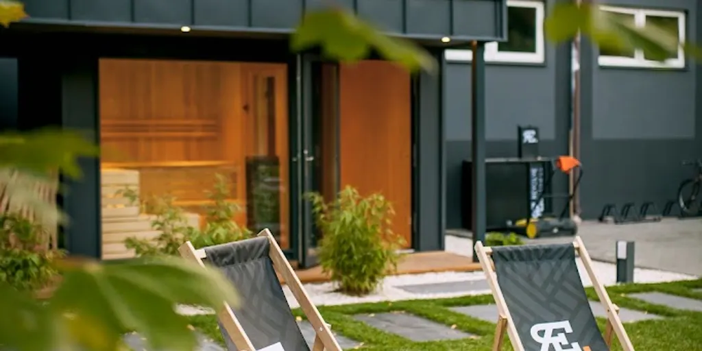 Revolve Fitness - Siłownia i afiliowany klub HYROX Łódź 7