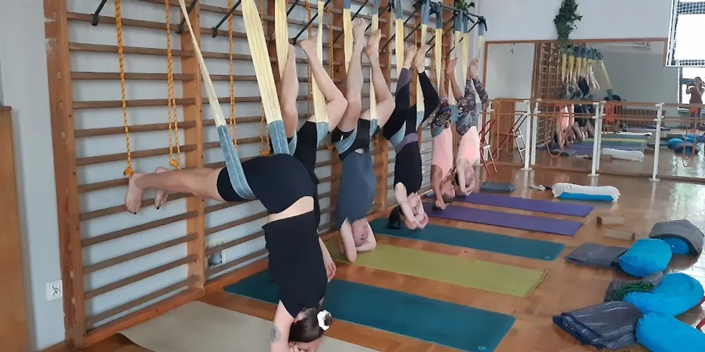 Joga na Głębokiej. Szkoła jogi Joganga. 2