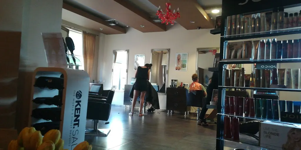 Salon Bartoszewicz – fryzjer – kosmetyka – zabiegi na twarz i ciało 9