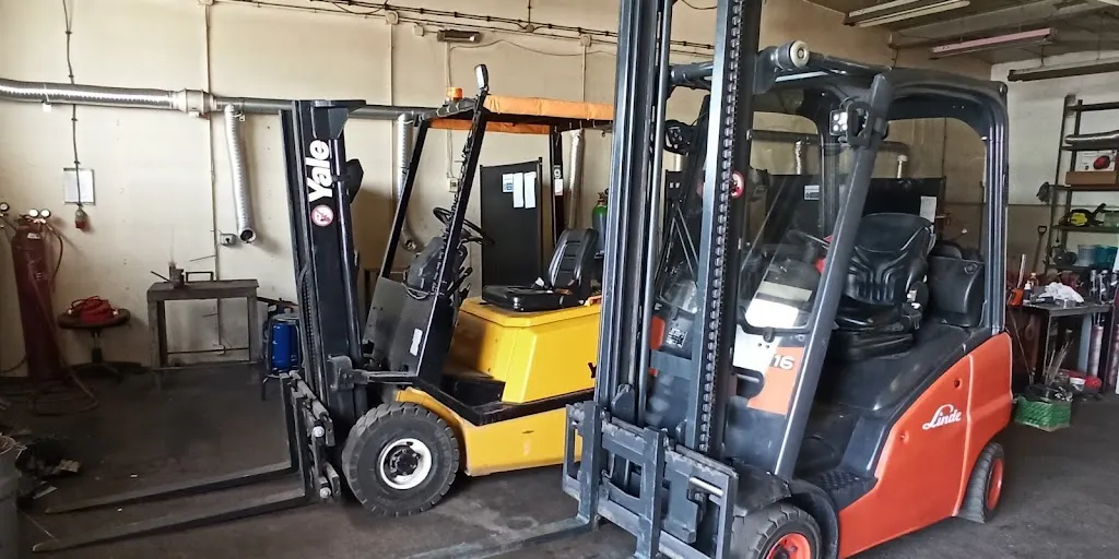 Centrum Kształcenia Zawodowego "Compertus" 1