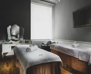 VERDE Massage & Beauty