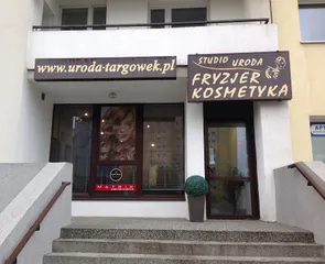 Uroda. Salon fryzjersko - kosmetyczny