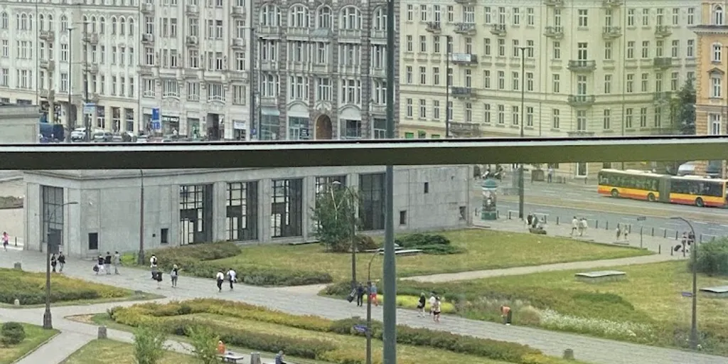 Well Fitness - Siłownia i klub fitness Warszawa, Złote Tarasy 10