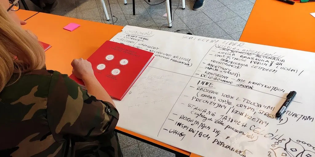 GAUM - Gdańska Akademia Umiejętności Menedżerskich [BIURO] 5