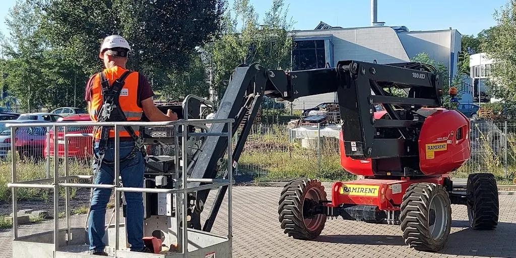 AVIS | Kurs UDT | Szkolenia BHP 6