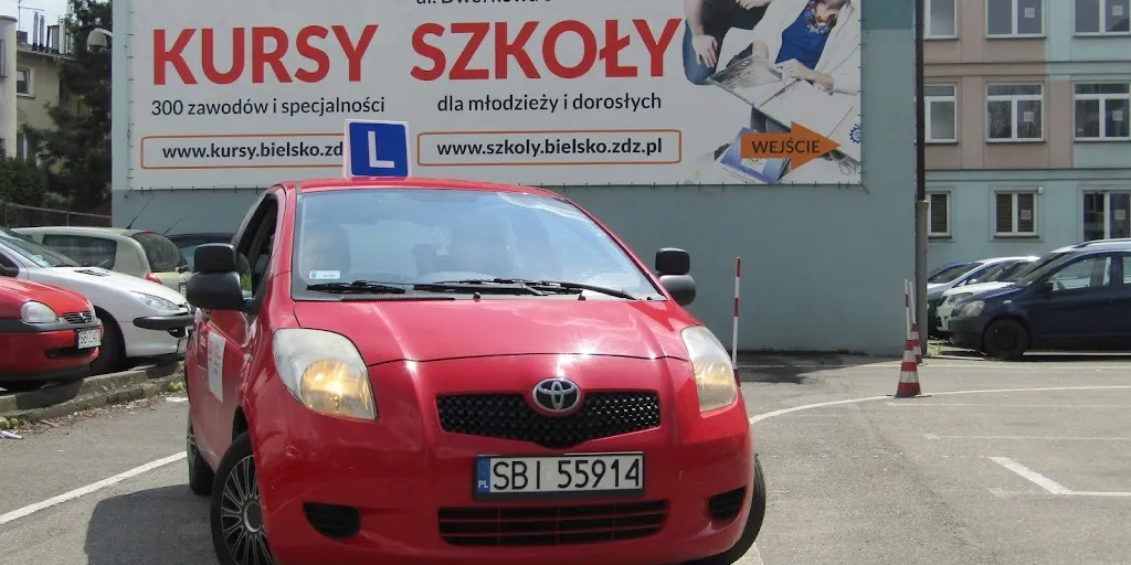 Centrum Kształcenia Zawodowego w Bielsku-Białej ZDZ Katowice 3