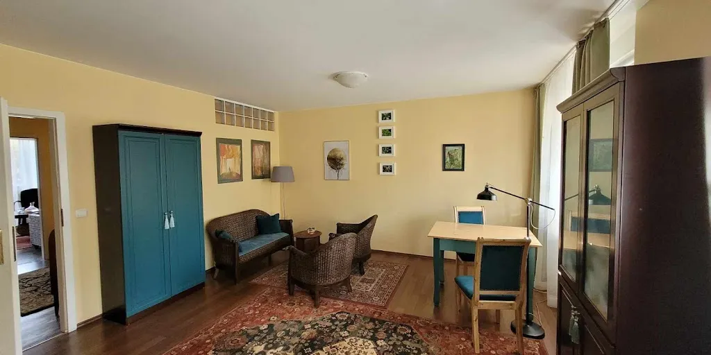 NIEBIESKA RZEKA. GABINETY PSYCHOTERAPEUTYCZNE 2