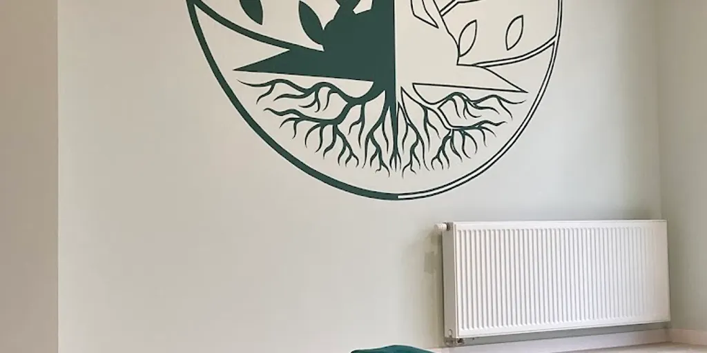 YOGA FOREST STUDIO 7