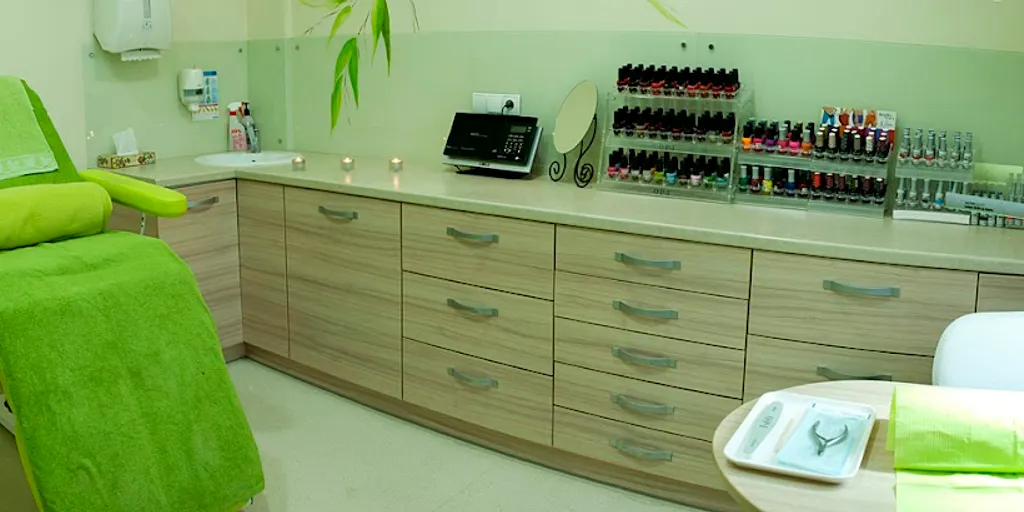 Salon kosmetyczny ,,Feminarium Beauty Clinic" 6