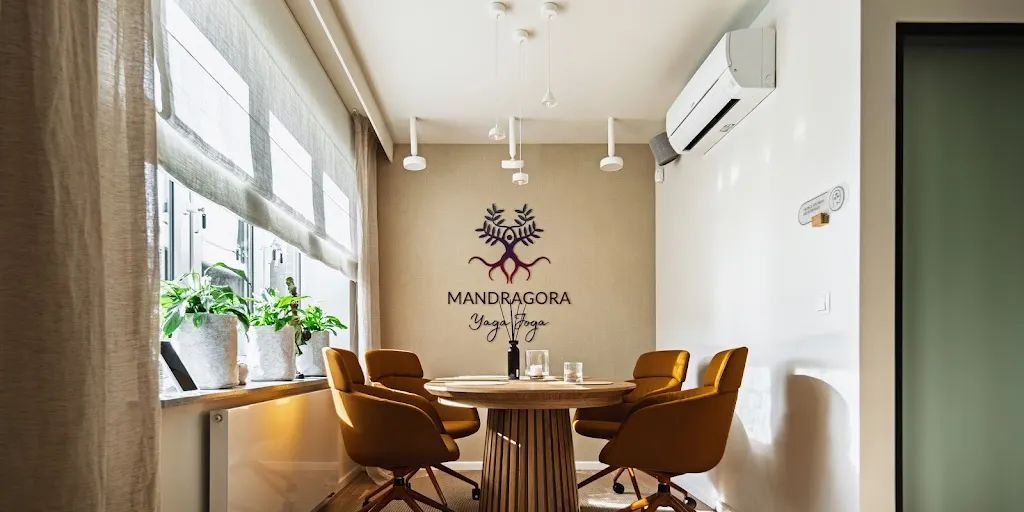 Mandragora Yaga Joga - studio jogi, psychoterapii i rozwoju osobistego 5
