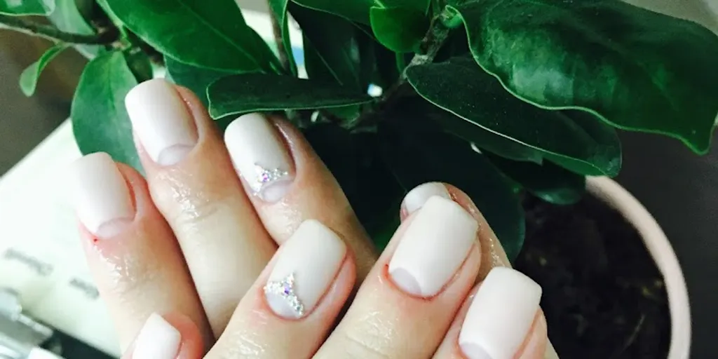 Instytut Zdrowia i Urody Bonsai - zabieg na twarz Lublin - salon kosmetyczny - masaż Kobido Lublin - depilacja laserowa 9