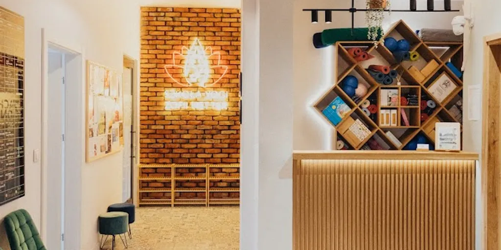 Yoga i Pilates Szkoła Zofii Netter 8