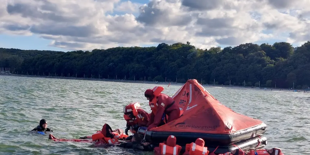 Europejskie Centrum Szkoleń STCW - Kursy dla marynarzy i żeglarzy - kursy STCW / IMO - EUROPEAN STCW CENTER 8