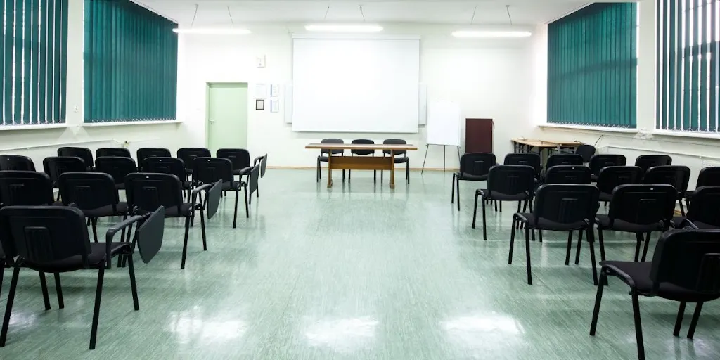 Wojewódzki Zakład Doskonalenia Zawodowego w Szczecinie 10