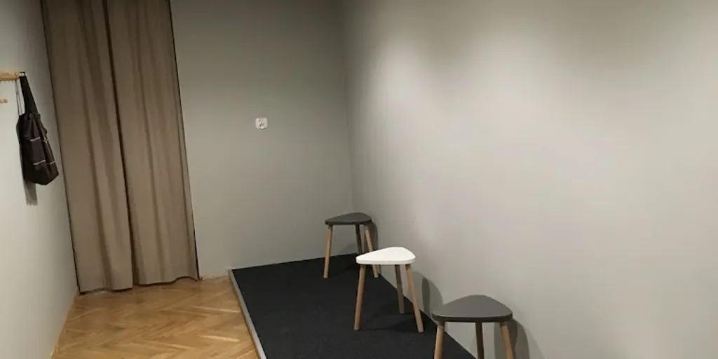 Szkoła Jogi na Dębnikach 4