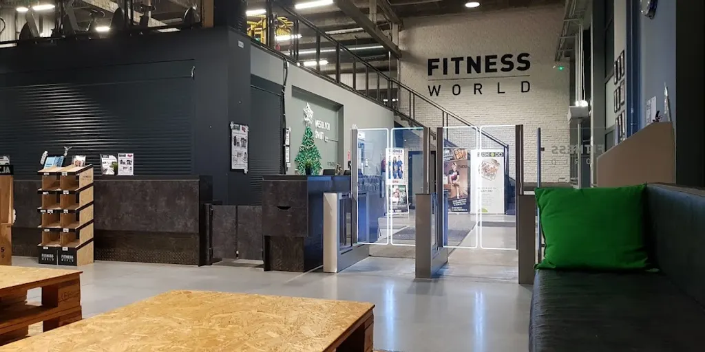 Well Fitness - Bielsko-Biała, Nowe Miasto 8