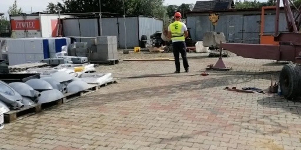 Efekt - Kursy na wózki widłowe, żurawie wieżowe 10