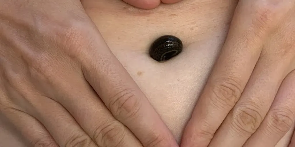 YEY SALON URODY - Kosmetolog Katowice - Makijaż Permanentny - Masaż KOBIDO - Bloomea zabieg - Oczyszczanie Wodorowe 8