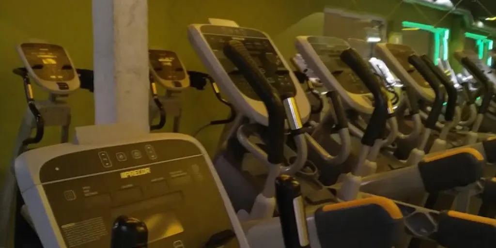 ENERGY FITNESS CLUB ŁÓDŹ ŚRÓDMIEŚCIE 10