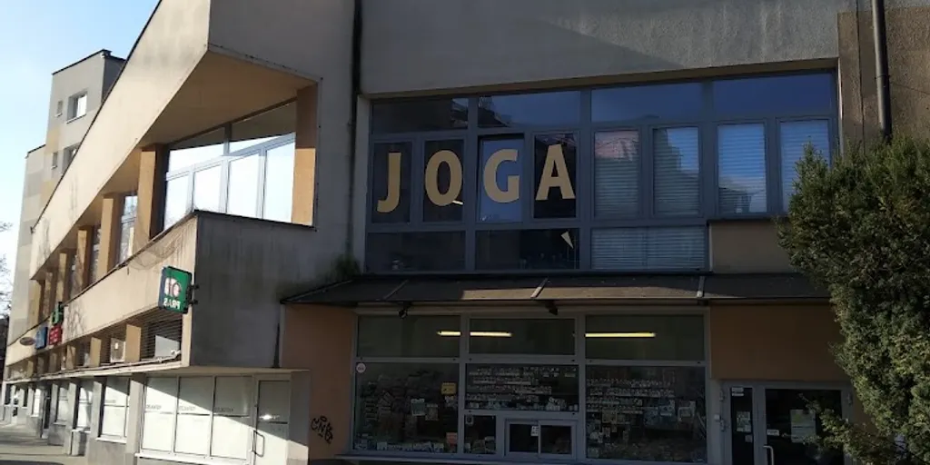 Szkoła Jogi na Dębnikach 9