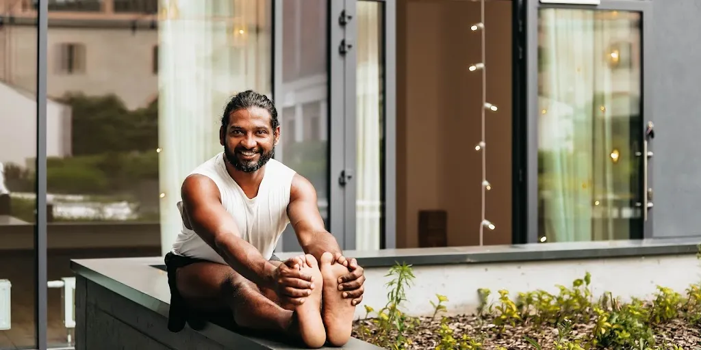 Studio jogi Kraków "Pies głową do góry" 8