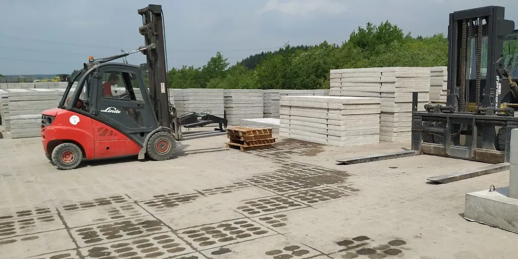 Efekt - Kursy na wózki widłowe, żurawie wieżowe 9