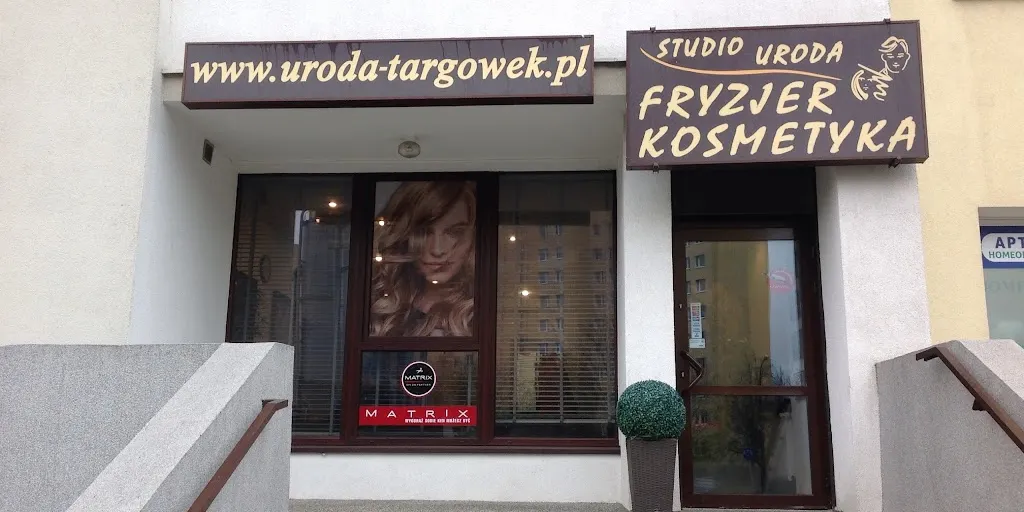 Uroda. Salon fryzjersko - kosmetyczny 1