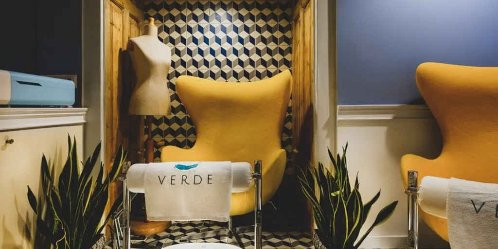 VERDE Massage & Beauty 8