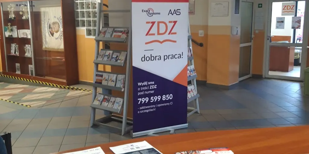 Centrum Kształcenia Zawodowego - Kursy i szkolenia specjalistyczne (ZDZ) 6